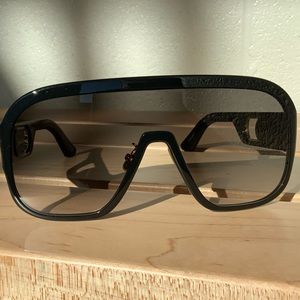 Dior Bobby Sport M1U Shield Sunglasses
